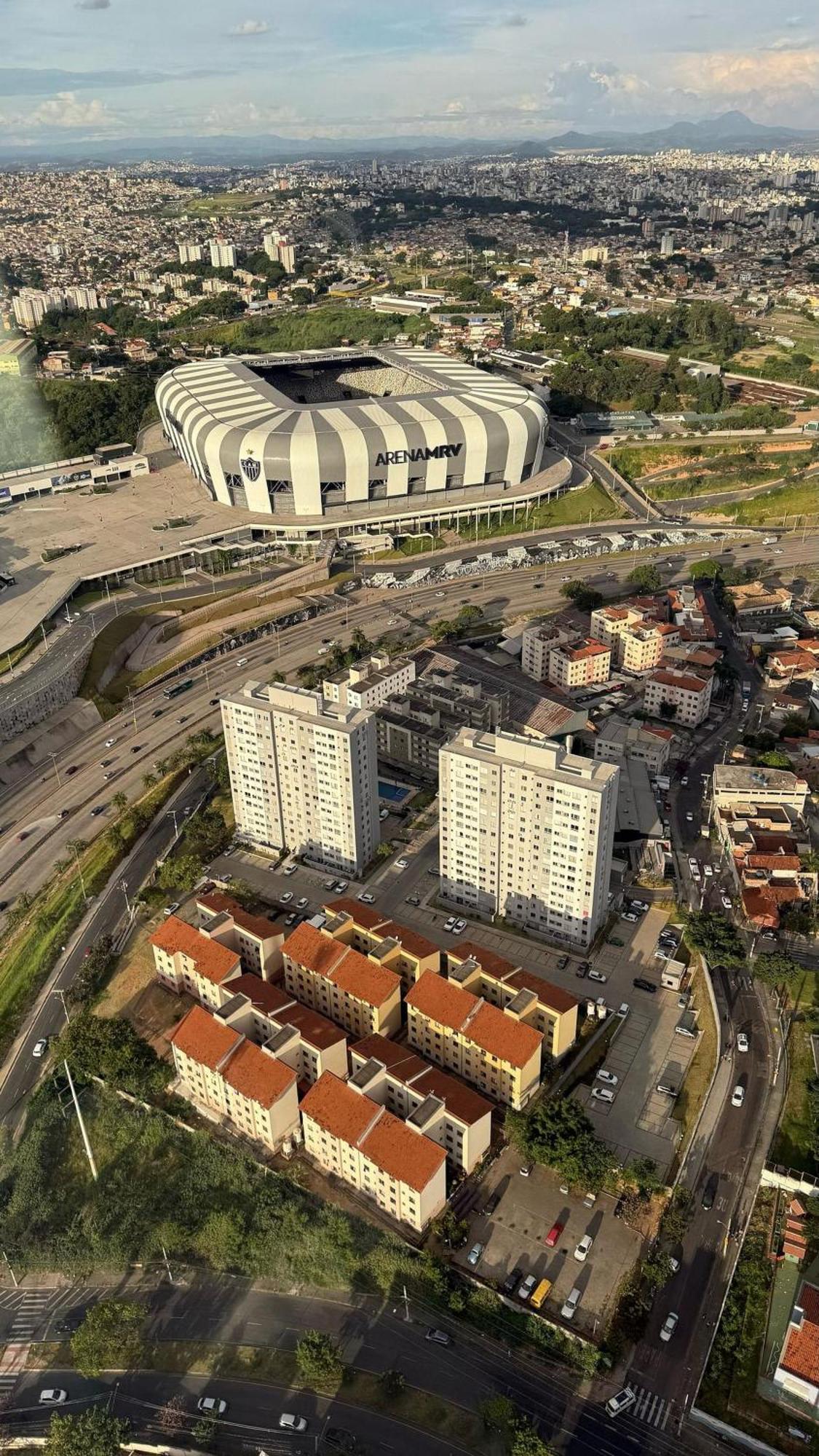 Apto Completo Bh Arena Mrv - Ar Condicionado E Estacionamento Casa de férias